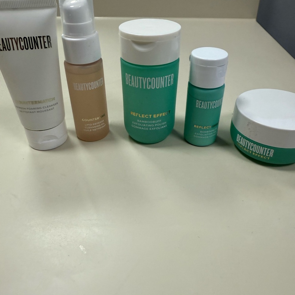 Beautycounter Green and White Cleanser Exfoliant Set